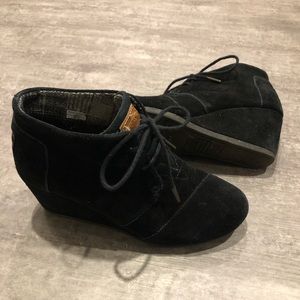 Black wedge Toms bootie